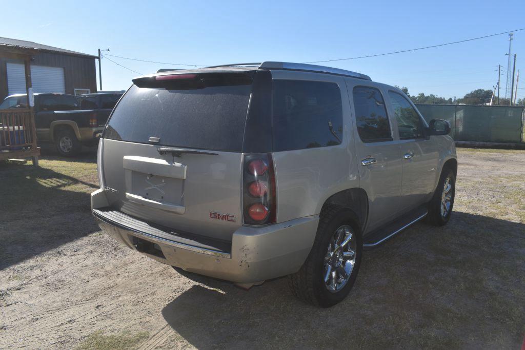 2007 GMC Yukon - $8,500